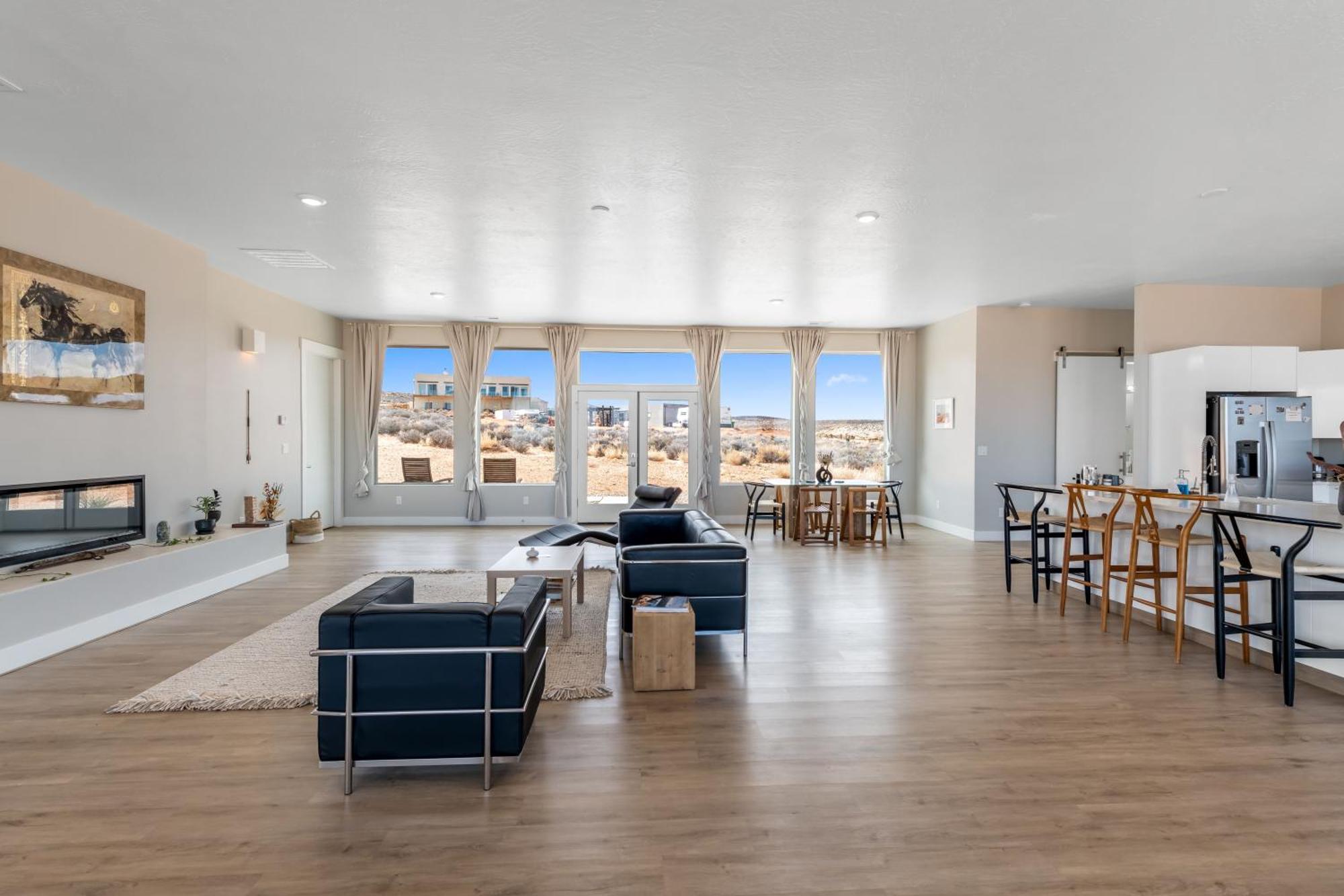 Page Arizona Border Town- Crimson Suite, Desert Canyon Getaway With Views Big Water Exterior photo